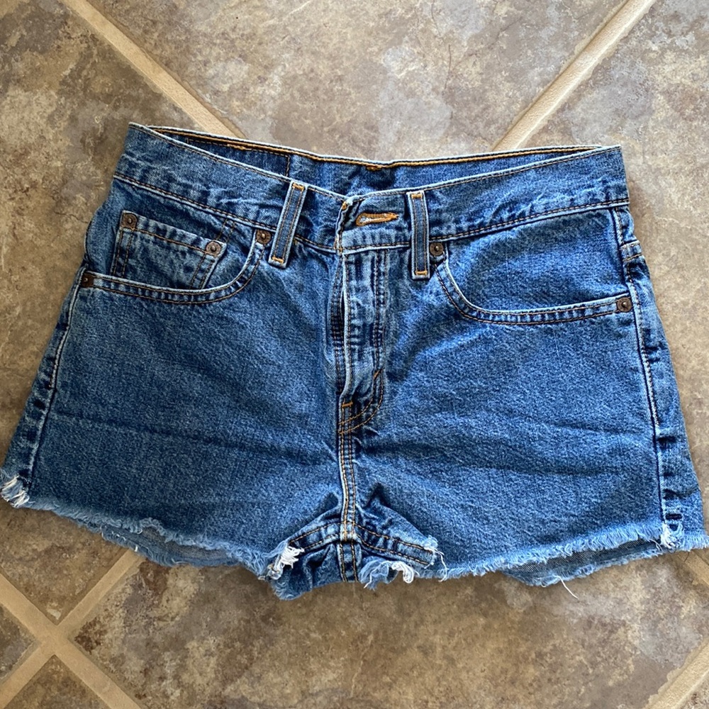 Levi’s juniors denim shorts sz 3